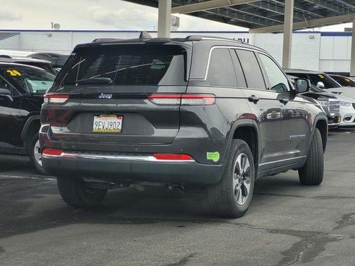 2022 Jeep Grand Cherokee 4xe Base
