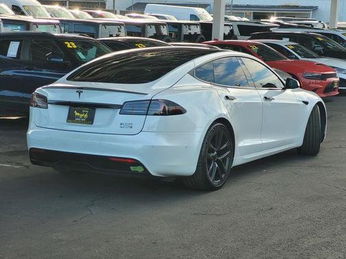 2022 Tesla Model S Plaid