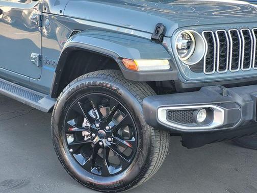 2025 Jeep Wrangler 4xe Sahara