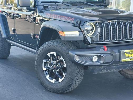 Black Clearcoat 2025 Jeep Wrangler Rubicon