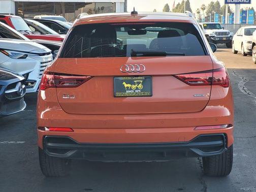 2024 Audi Q3 45 S line Premium