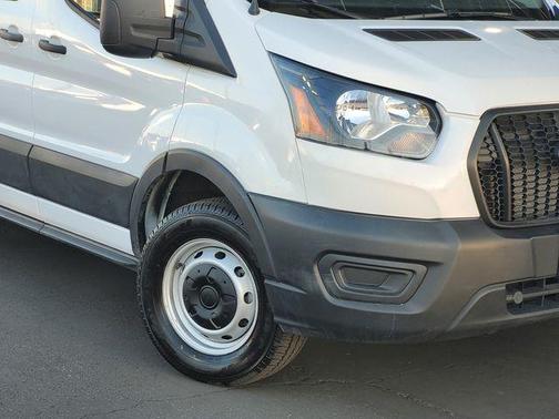 2024 Ford Transit-250 148 WB Medium Roof Cargo