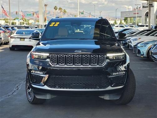 2022 Jeep Grand Cherokee Summit