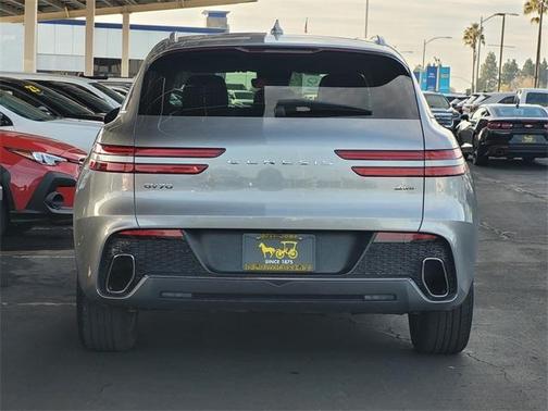2025 Genesis GV70 2.5T