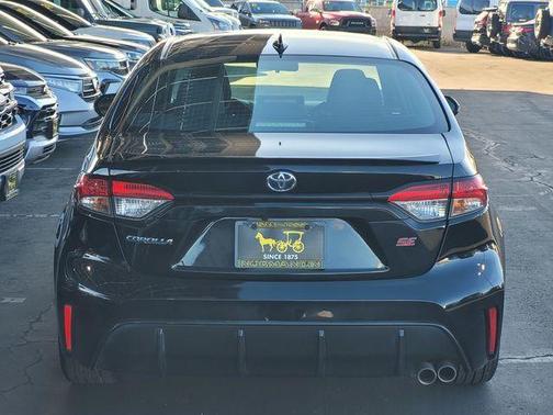 Black 2024 Toyota Corolla SE