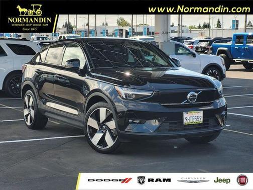 Onyx Black Metallic 2023 Volvo C40 Recharge Pure Electric Twin Ultimate