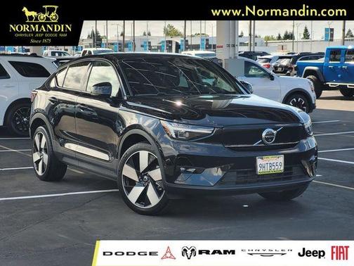 Onyx Black Metallic 2023 Volvo C40 Recharge Pure Electric Twin Ultimate