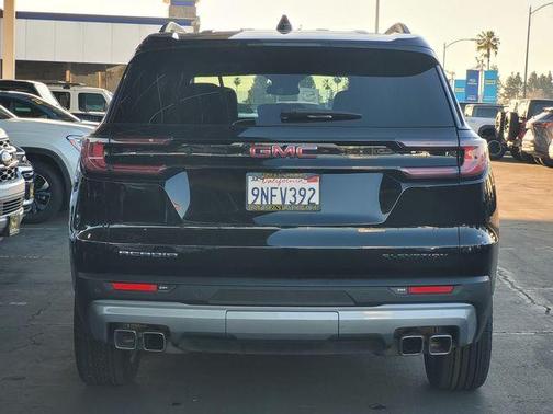 2024 GMC Acadia Elevation