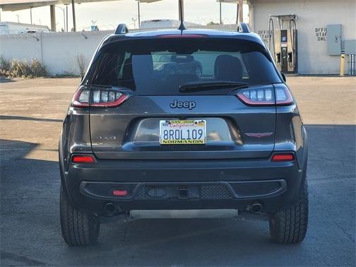 2021 Jeep Cherokee Trailhawk