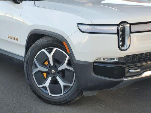 2023 Rivian R1S Adventure Quad Motor Large Pack