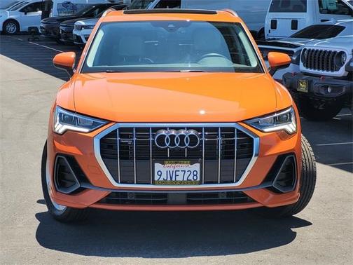 2024 Audi Q3 45 S line Premium