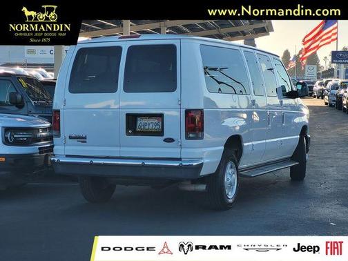 White 2008 Ford E350 Super Duty XL