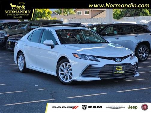 2023 Toyota Camry LE