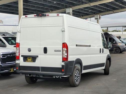 2026 RAM ProMaster 2500 High Roof