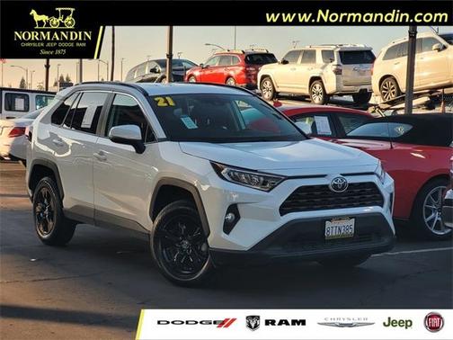 2021 Toyota RAV4 XLE