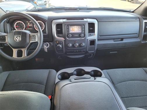 2024 RAM 1500 Classic SLT
