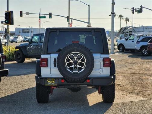 2025 Jeep Wrangler Rubicon