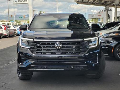 2024 Volkswagen Atlas Cross Sport 2.0T SEL Premium R-Line