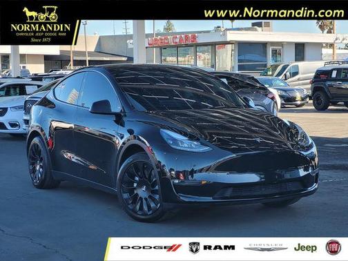 2024 Tesla Model Y Long Range