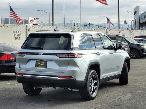2025 Jeep Grand Cherokee Limited