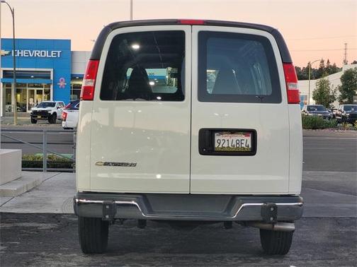 2022 Chevrolet Express 2500 Work Van