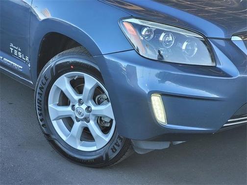 2014 Toyota RAV4 EV Base