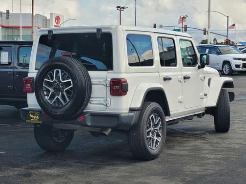 2025 Jeep Wrangler Sahara