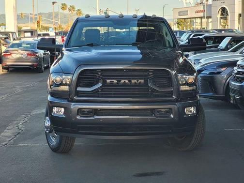 Granite Crystal Clearcoat Metallic 2018 RAM 3500 Laramie