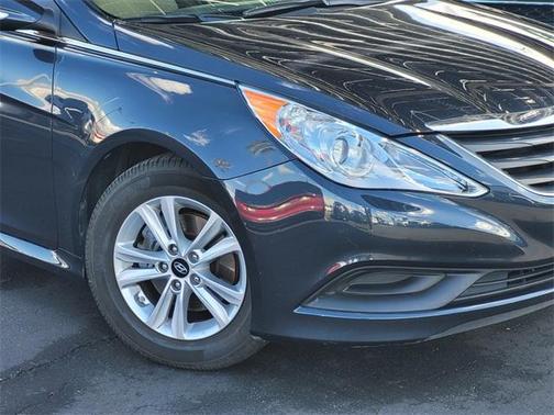 2014 Hyundai SONATA GLS