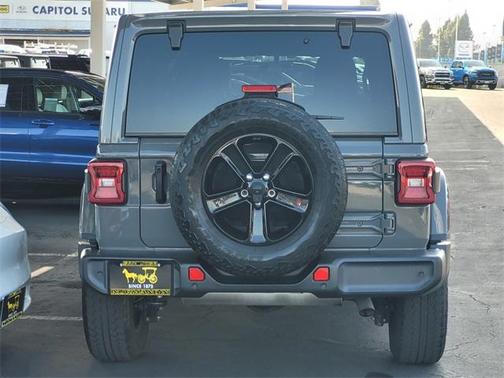 2021 Jeep Wrangler Unlimited Sahara Altitude