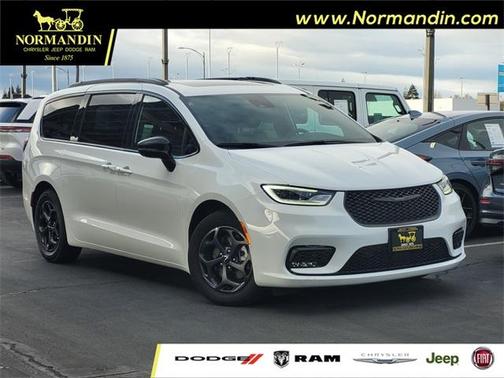 2024 Chrysler Pacifica Hybrid Select