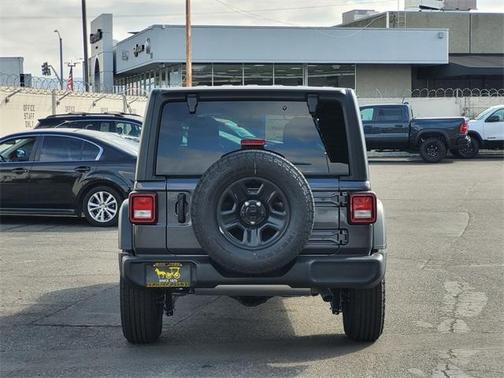2025 Jeep Wrangler Sport
