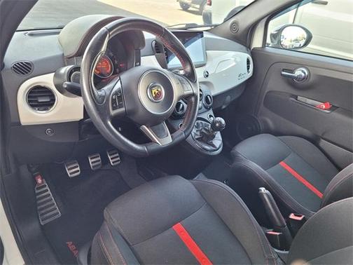 2013 FIAT 500 Abarth