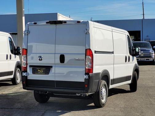 2026 RAM ProMaster 2500 Base