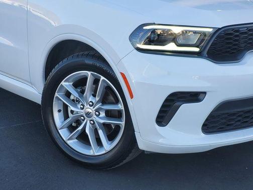 White Knuckle Clearcoat 2024 Dodge Durango GT