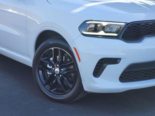 White Knuckle Clearcoat 2024 Dodge Durango GT