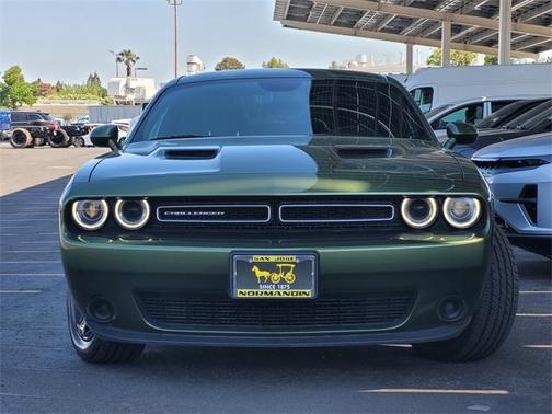 2023 Dodge Challenger SXT