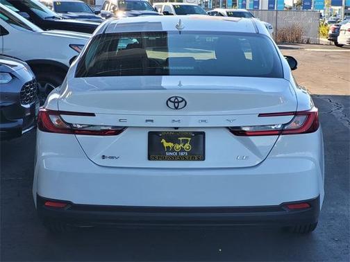 2025 Toyota Camry LE