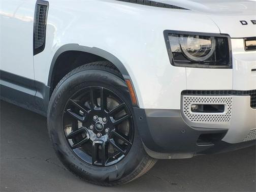 2024 Land Rover Defender P300