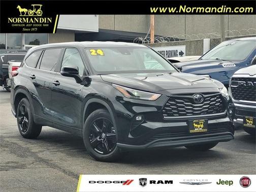 2024 Toyota Highlander LE