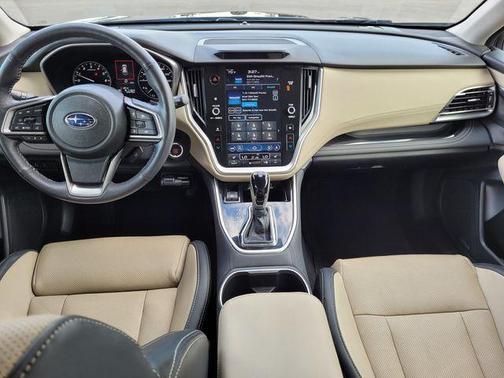 Crystal Black Silica 2023 Subaru Outback Limited