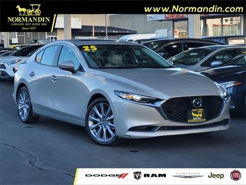 2025 Mazda Mazda3 FWD w/Preferred Package