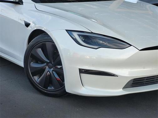2022 Tesla Model S Plaid