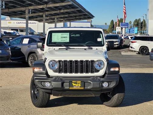 2025 Jeep Wrangler Sport