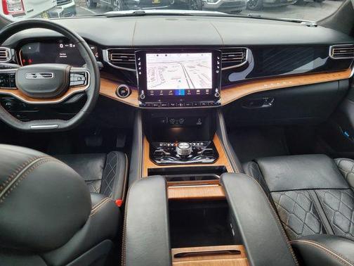 2024 Jeep Grand Wagoneer L Series III