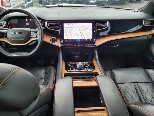 2024 Jeep Grand Wagoneer L Series III