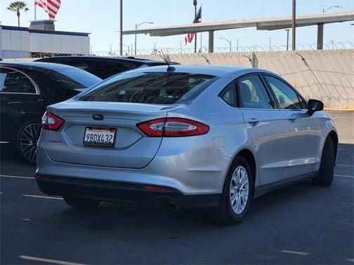 2014 Ford Fusion S