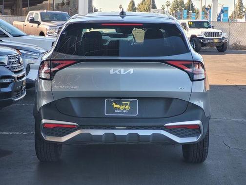 2024 Kia Sportage LX