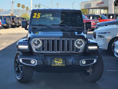 Granite Crystal Clearcoat Metallic 2025 Jeep Wrangler 4xe Sahara