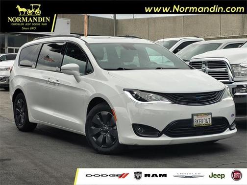 2019 Chrysler Pacifica Hybrid Limited